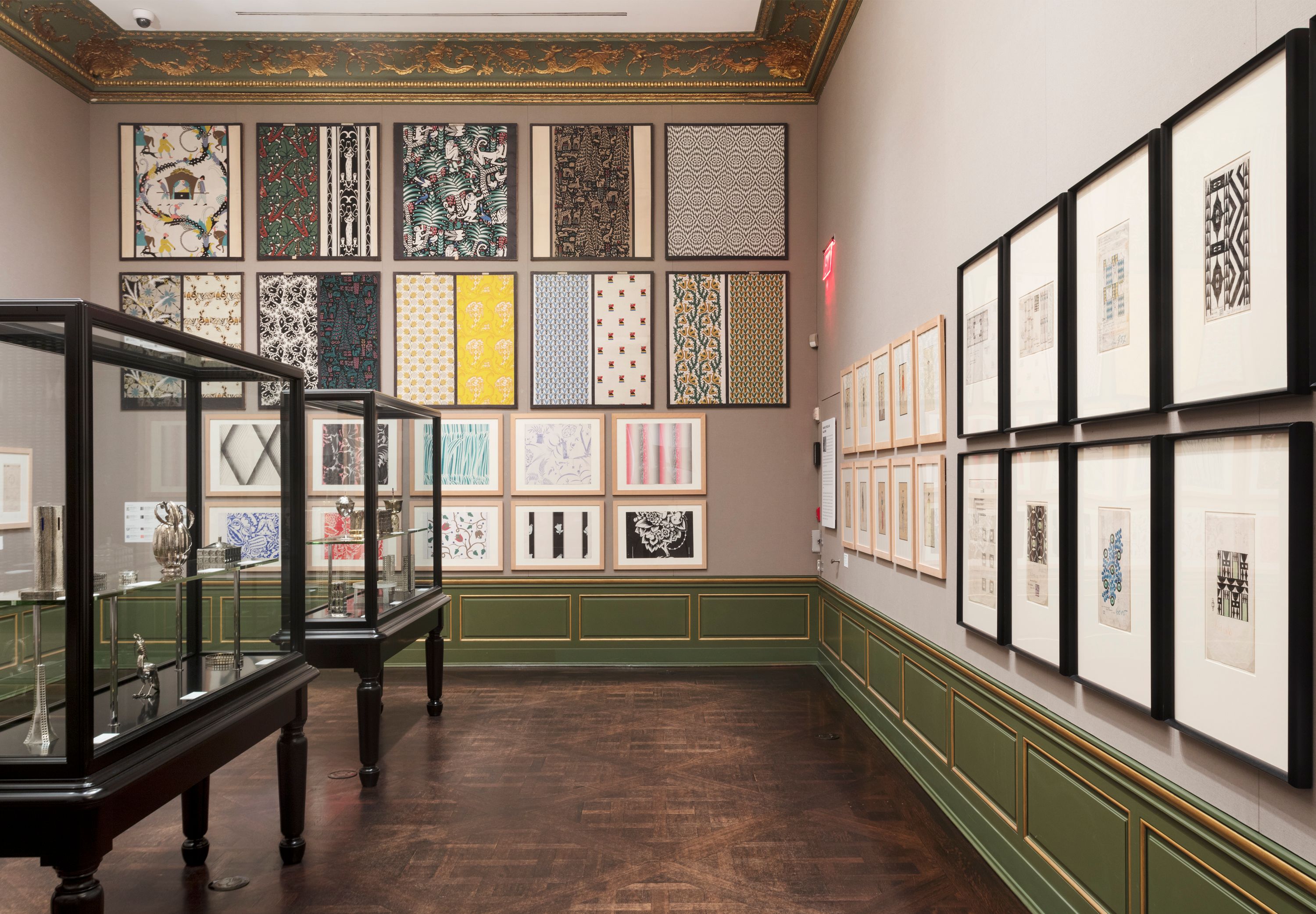 Wiener Werkstätte 1903-1932: The Luxury of Beauty