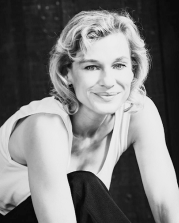 Austrian-born singer-songwriter Valerie Sajdik