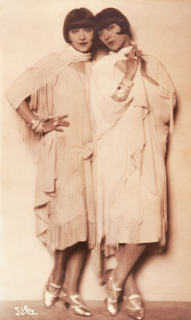 Madame d’Ora (Dora Kallmus), The Dolly Sisters, ca. 1928–29